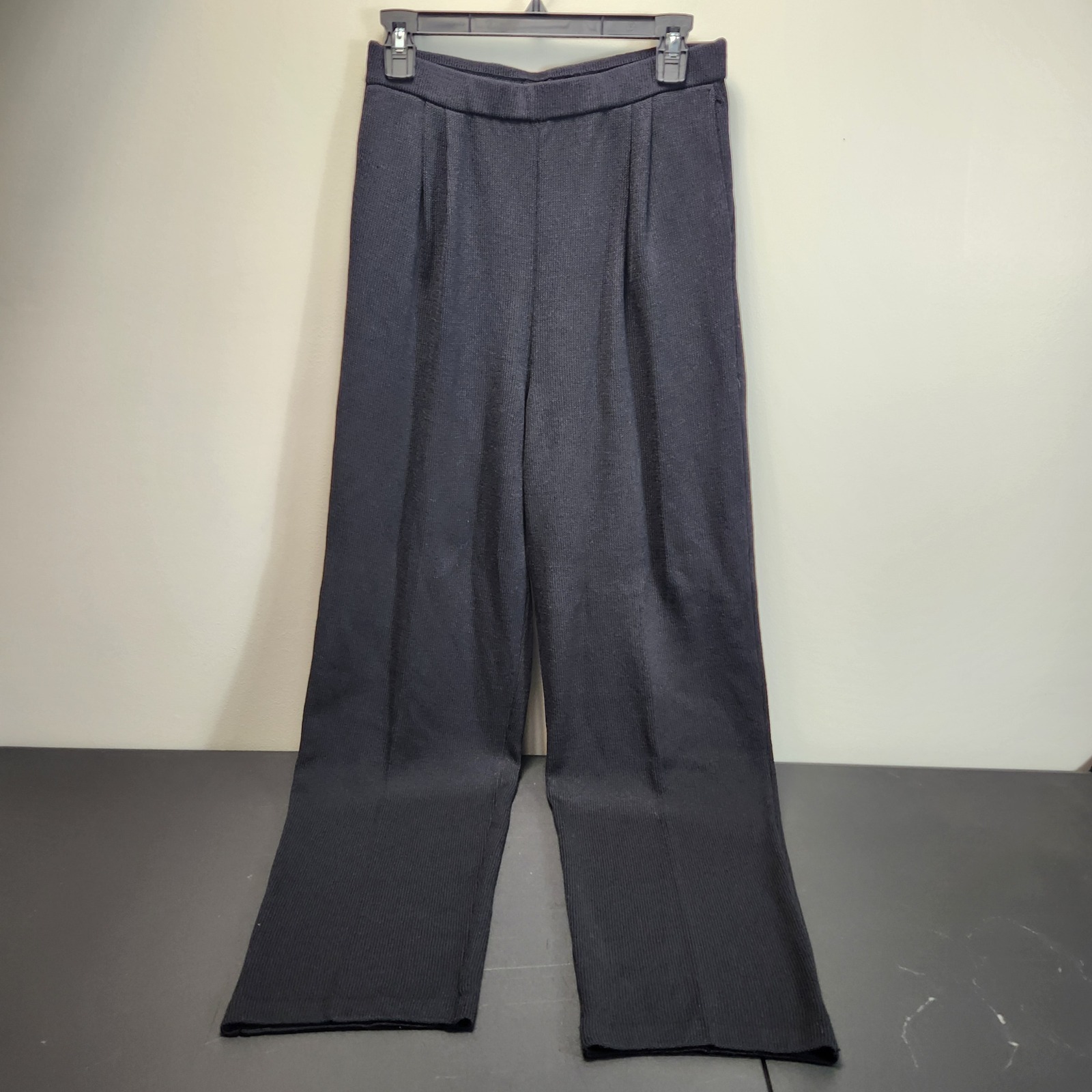 St. John Basics Black Santana Knit Pleated Wide Leg Pants Size 10 Made In Usa